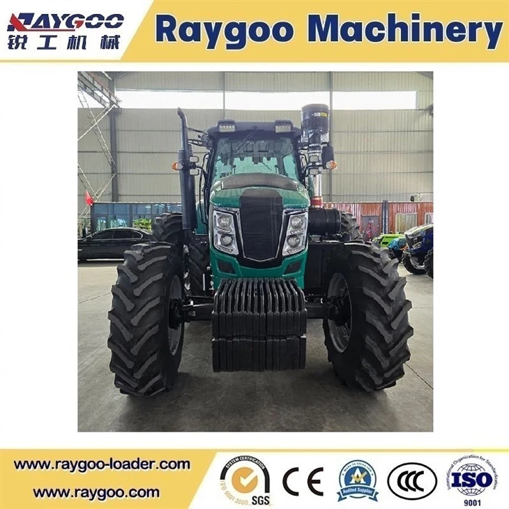 Compact tractor